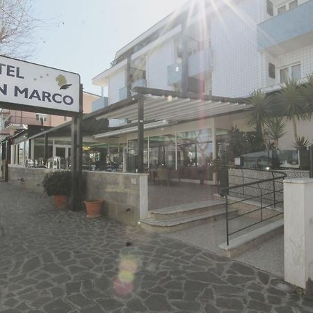 Hotel San Marco Francavilla Al Mare Esterno foto