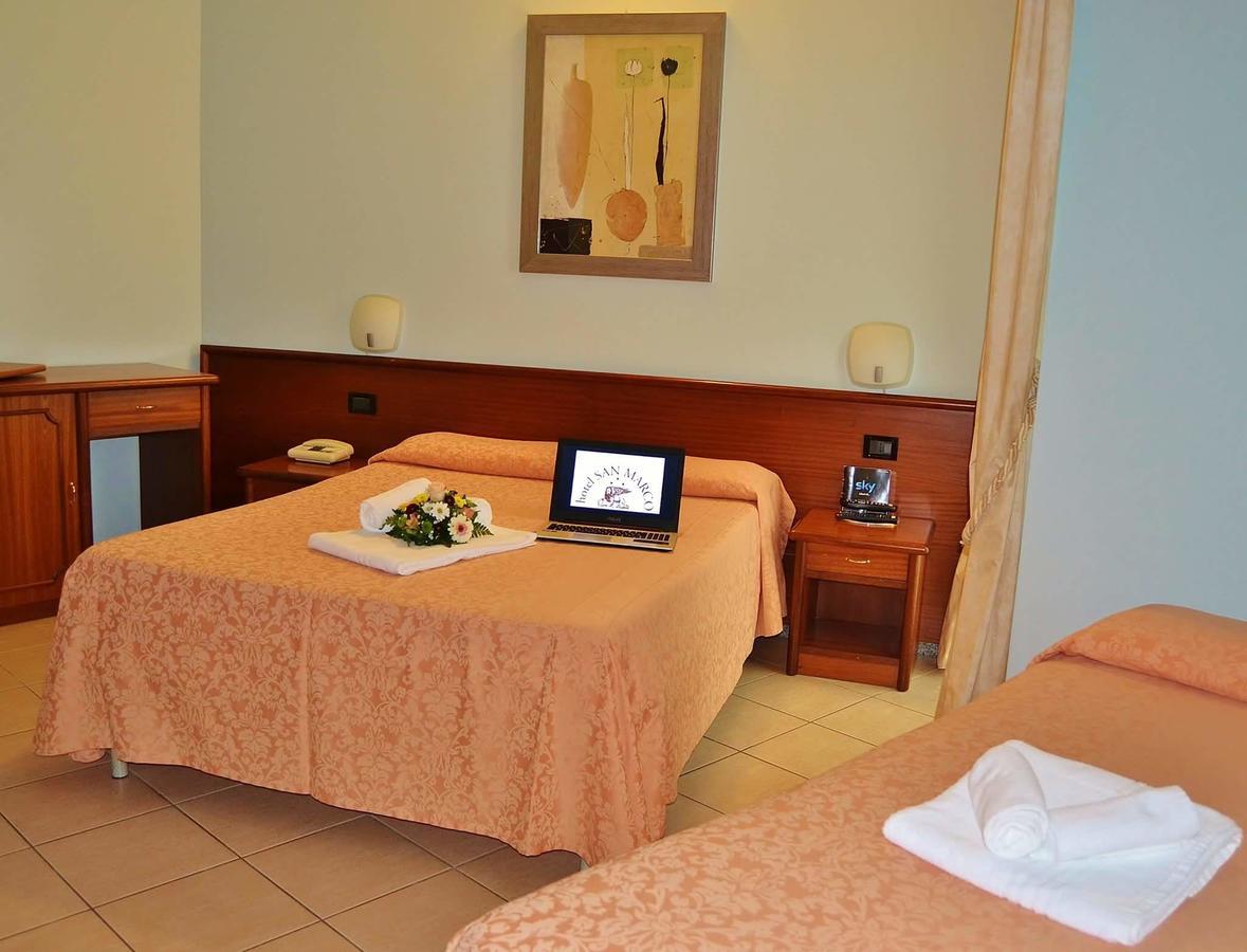 Hotel San Marco Francavilla Al Mare Esterno foto